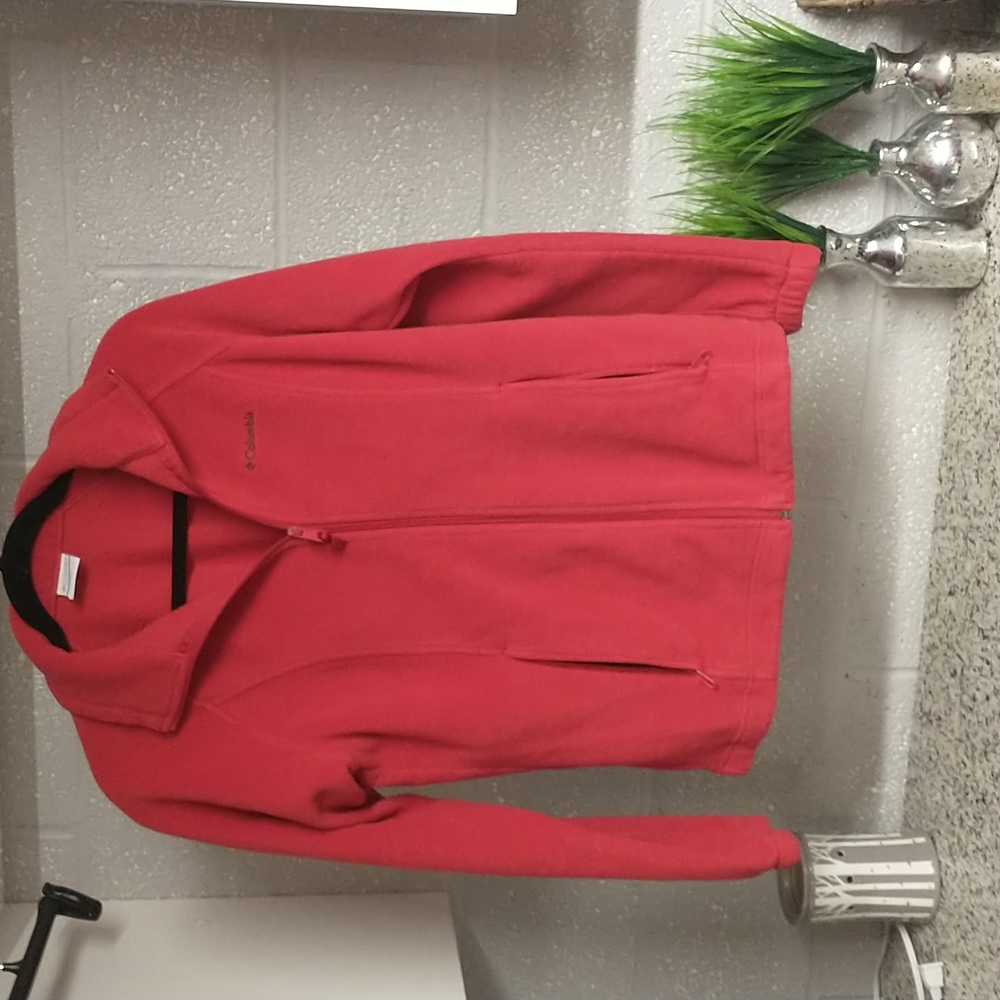 Women's Red  Fleece Columbia Jacket like new